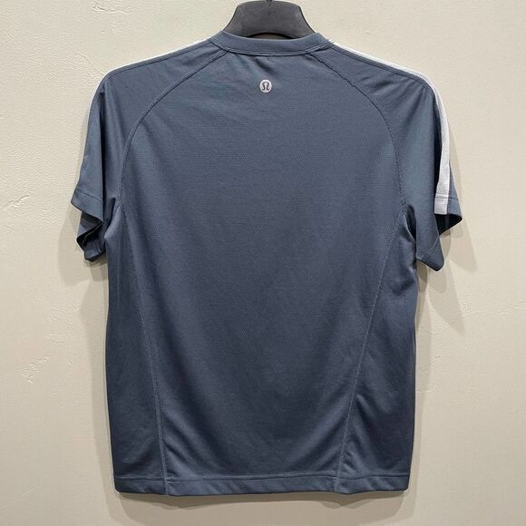 Lululemon Men’s Vintage Athletic Short Sleeve Shirt - Size: XL - Picture 2 of 7